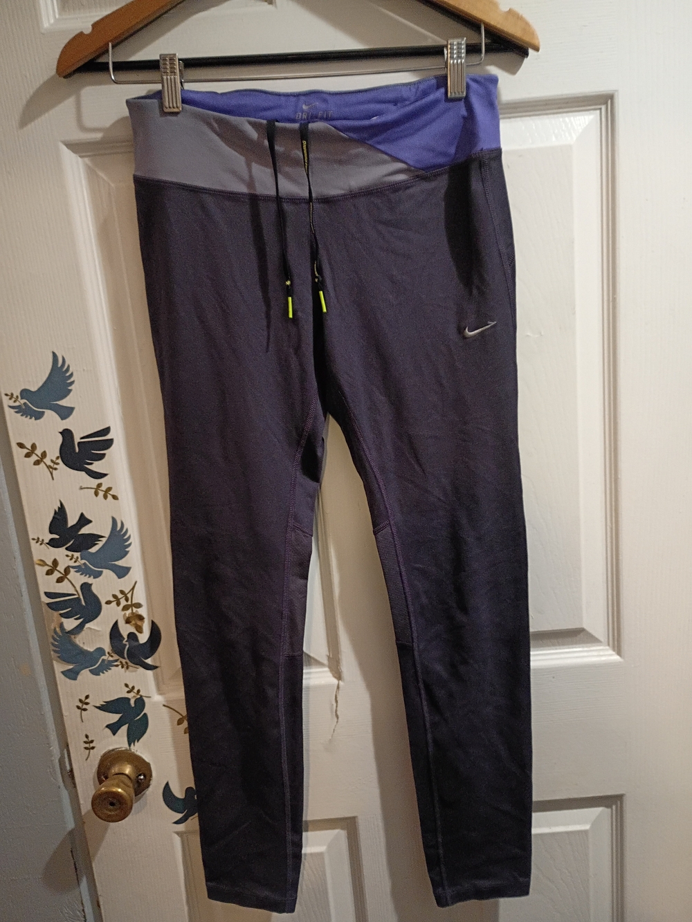 Nike Women's Dri-fit Dark Purple Leggings w/ Light Purple Waistband